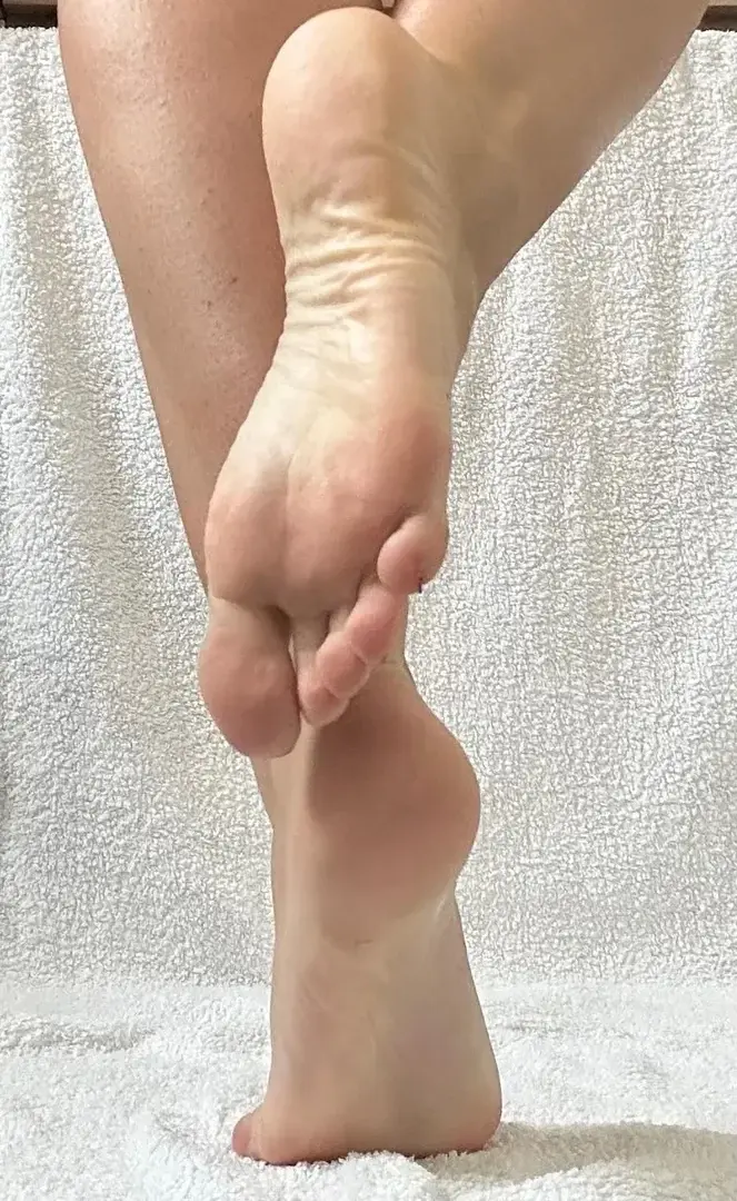 Leak & nude 11 — Aime-mes-pieds