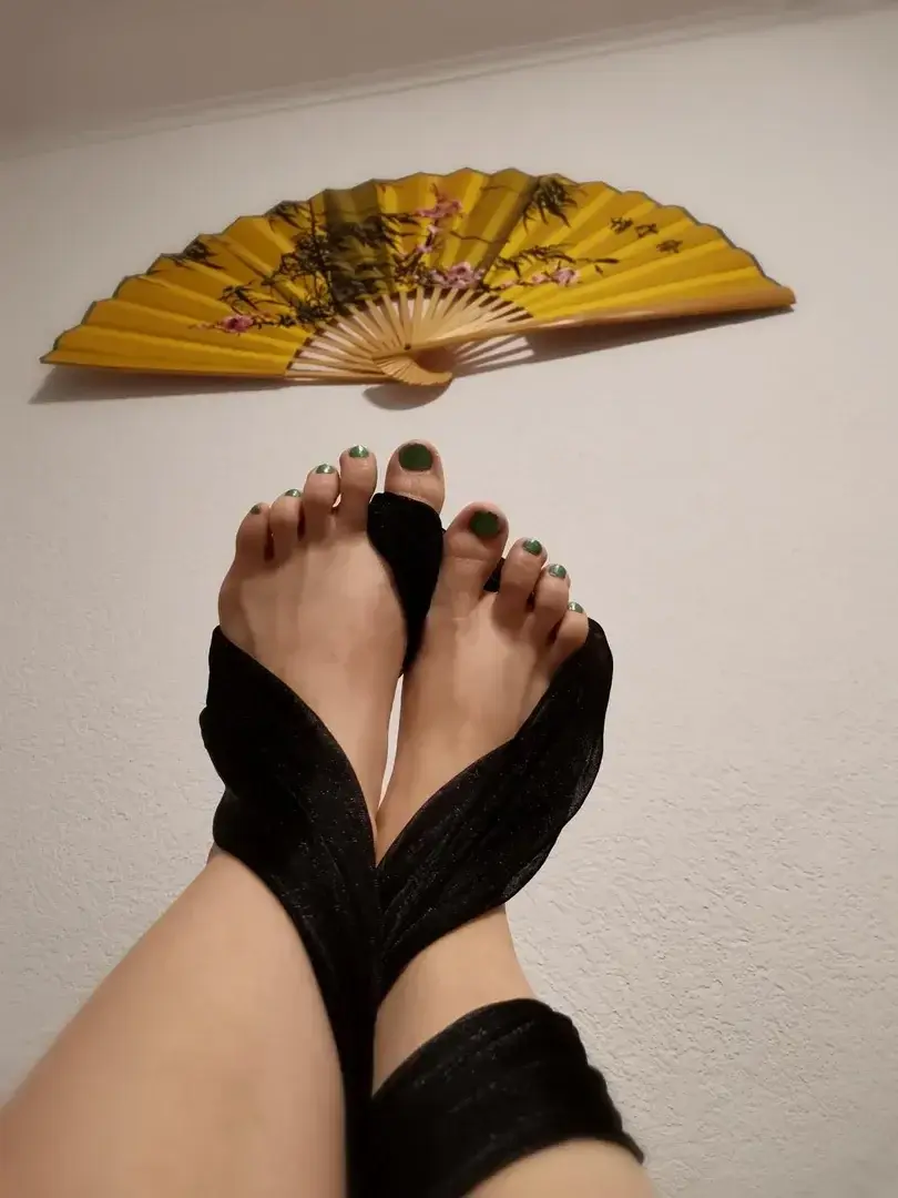 Leak & nude 1 — Damedirtycutefeet