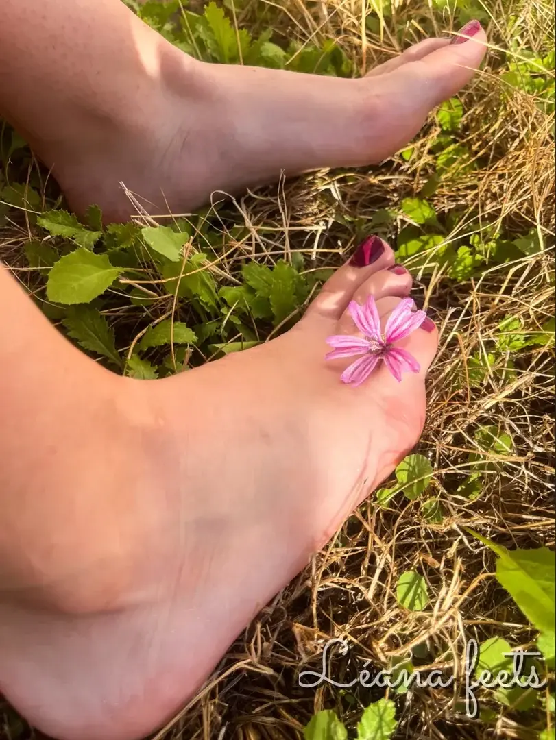Leak & nude 3 — Leanafeets