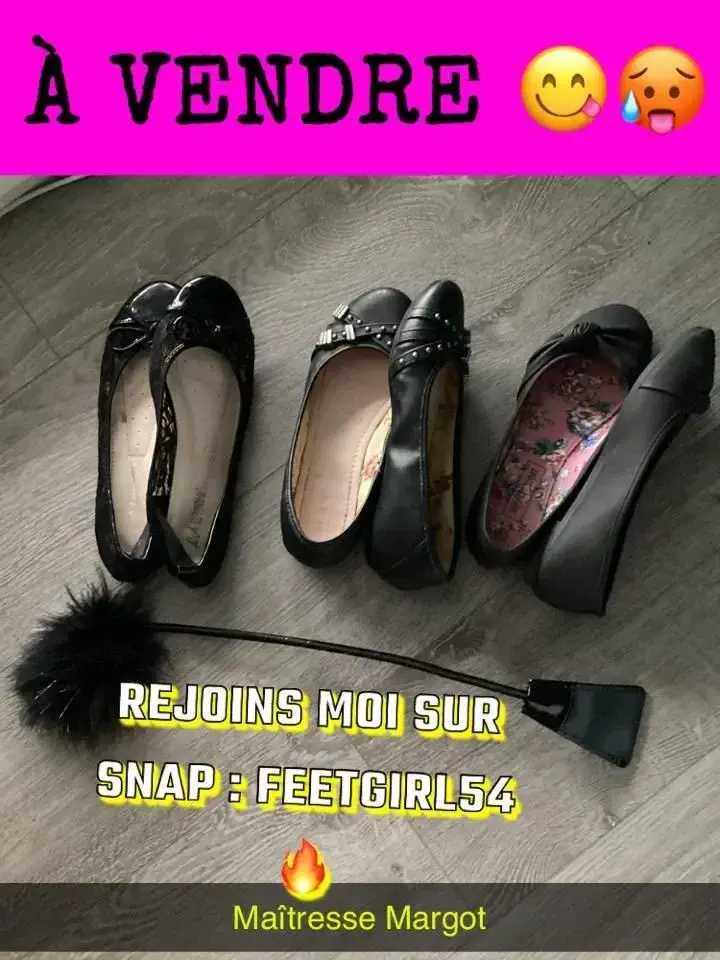 Leak & nude MYM — Feetgirl54000 : « Pour le plaisir de mes fetichous 🔥 » (MYM)