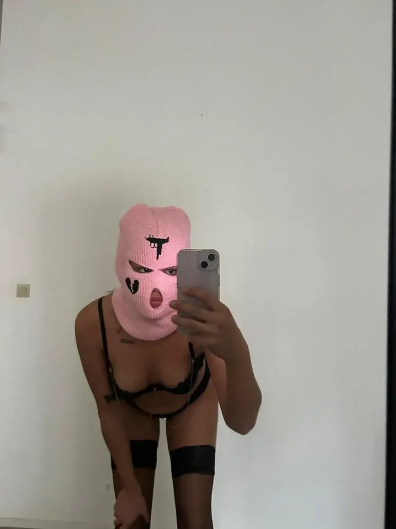 Leak & nude 3 — Lindss