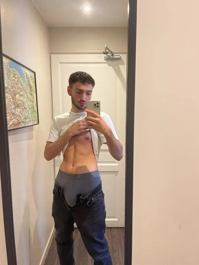 Leak & nude 3 — Lewonski