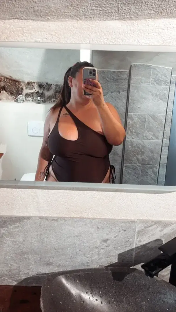 Leak & nude MYM — Bettybooobs : « média » (MYM)