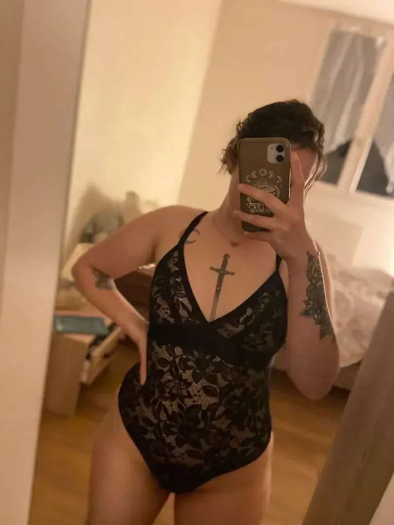 Leak & nude 2 — Excaliboobs