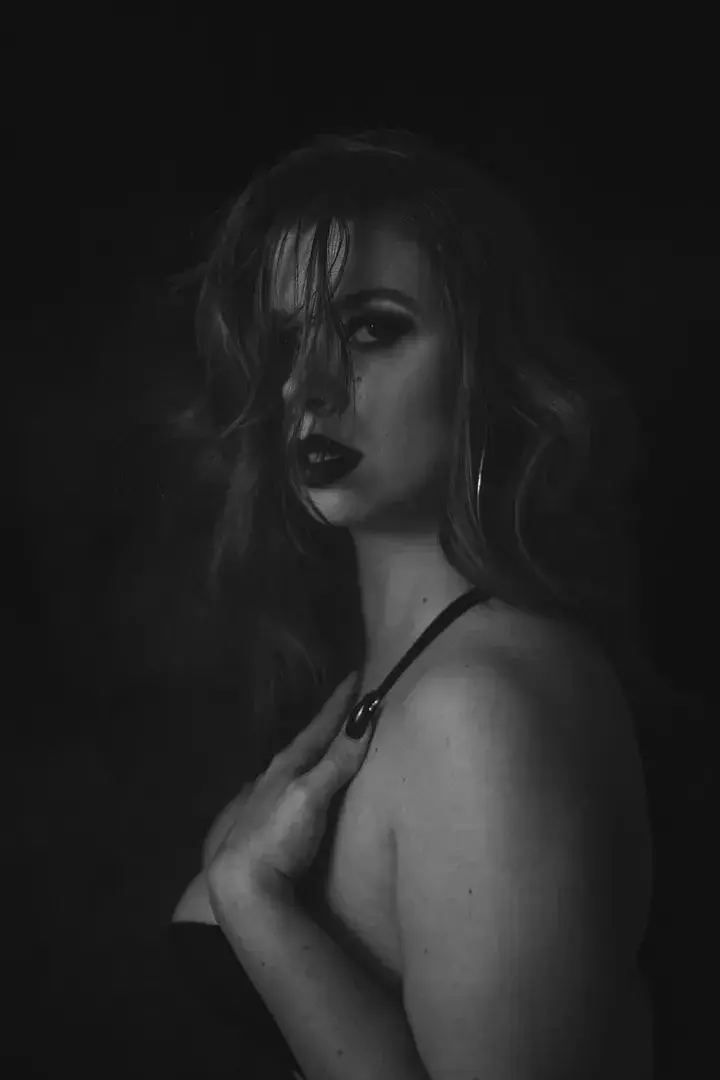 Charlinemodele - Photo exclusive MYM 8 | French Modèles