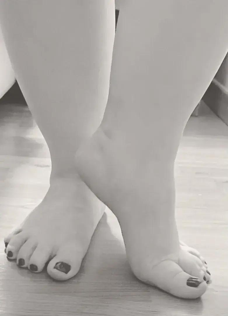 Leak & nude 2 — Happy_little_feet