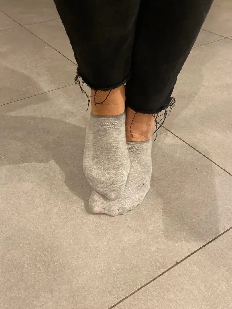Leak & nude 2 — Sansa_joli_pied