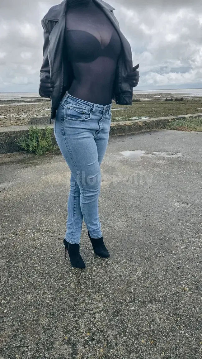 Leak & nude 4 — Liloupolly
