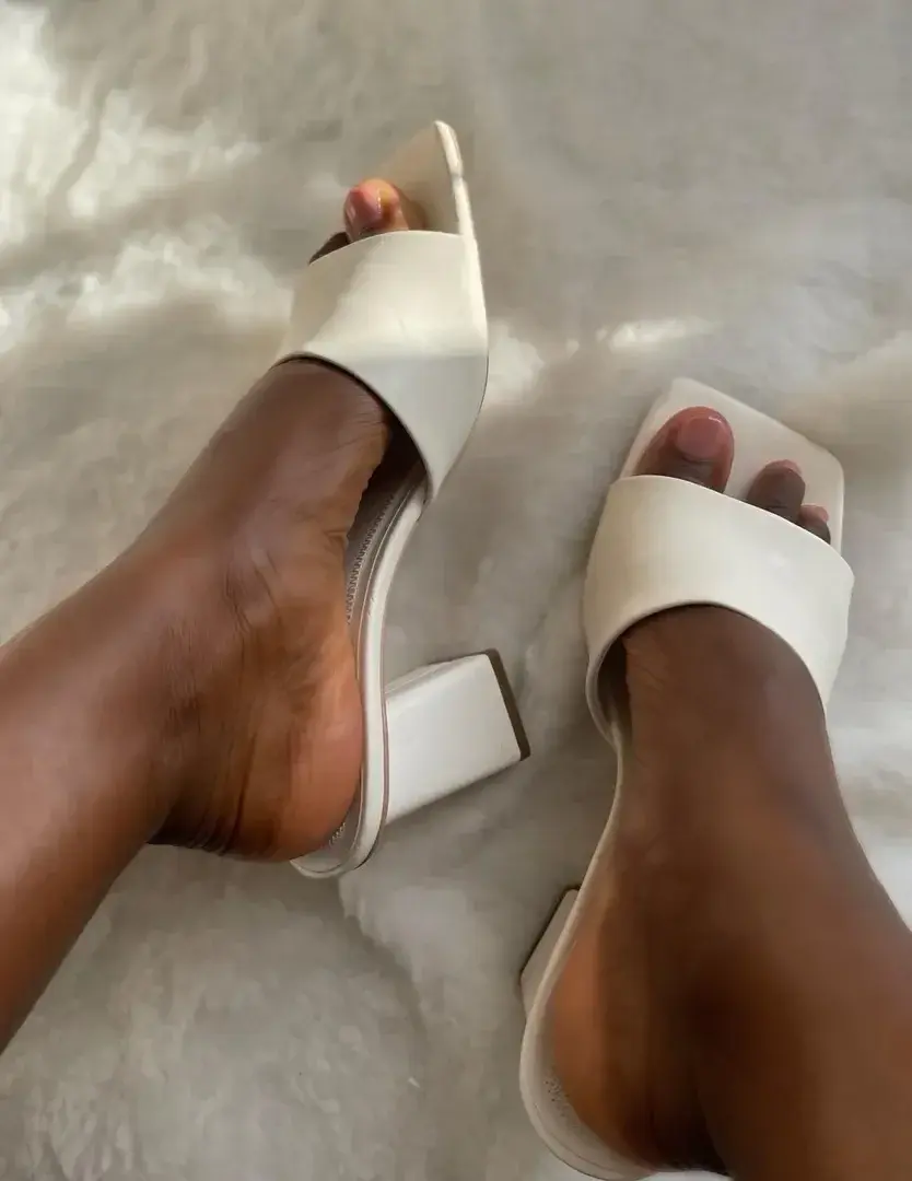 Leak & nude 2 — Imany_ebene_feet