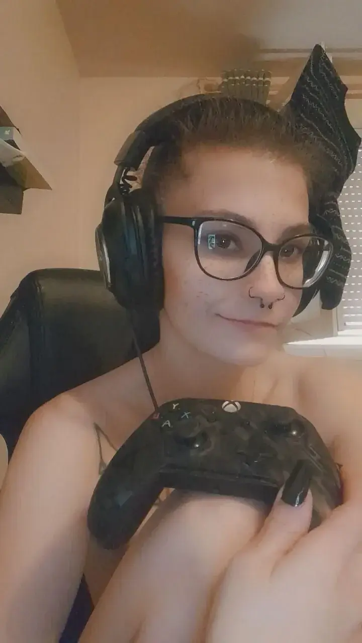 Leak & nude 6 — Lilith_baldy