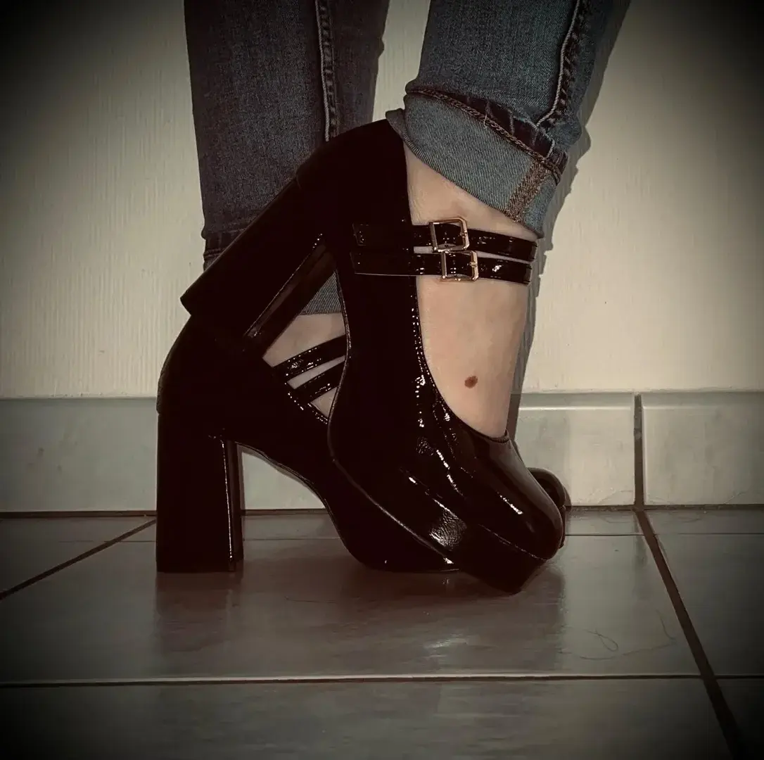 Leak & nude 8 — Pieds_d_alix