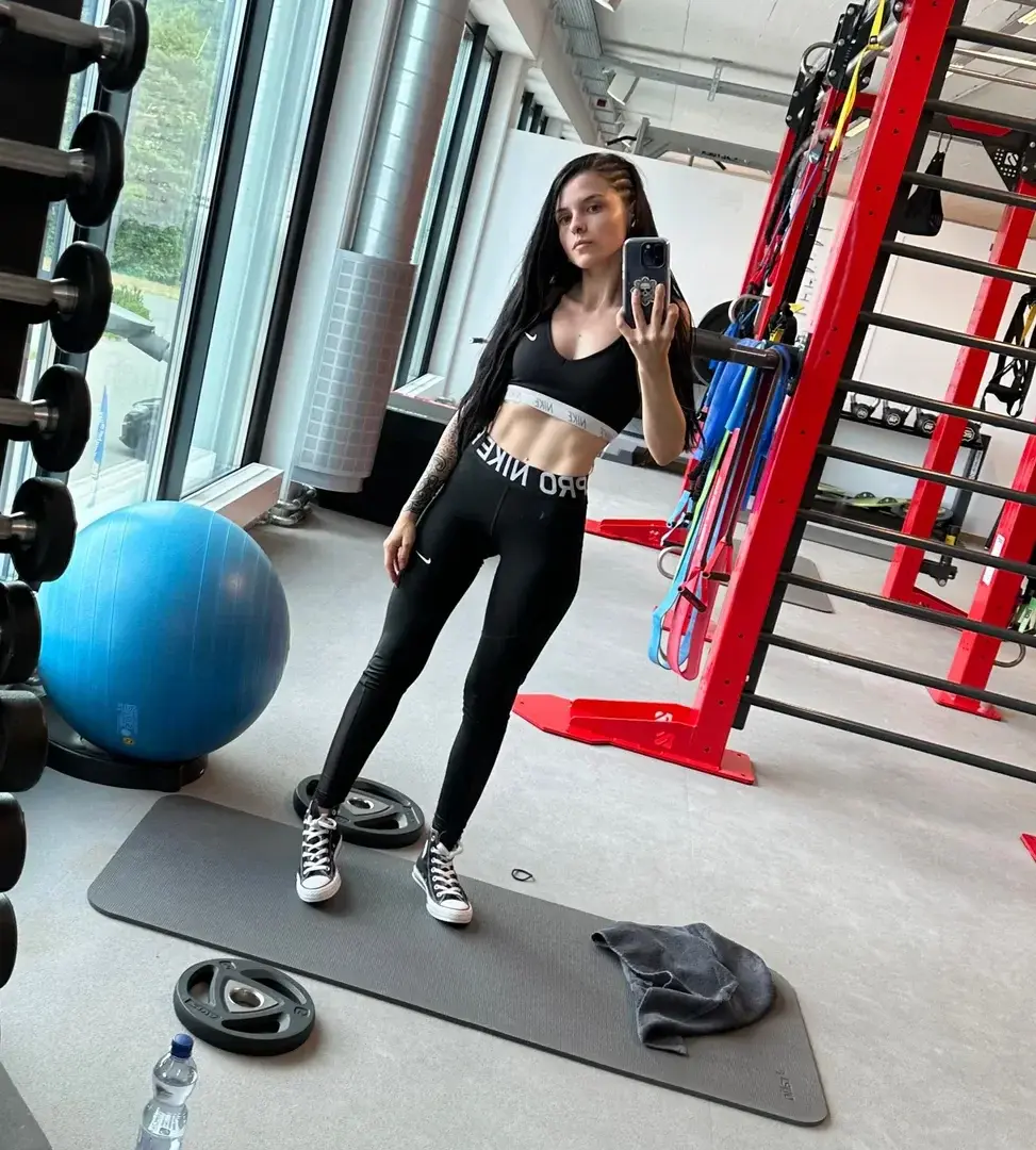 Anna_rey - Photo exclusive MYM 2 | French Modèles