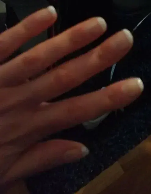 Petite mise en beauté de mes mains😊