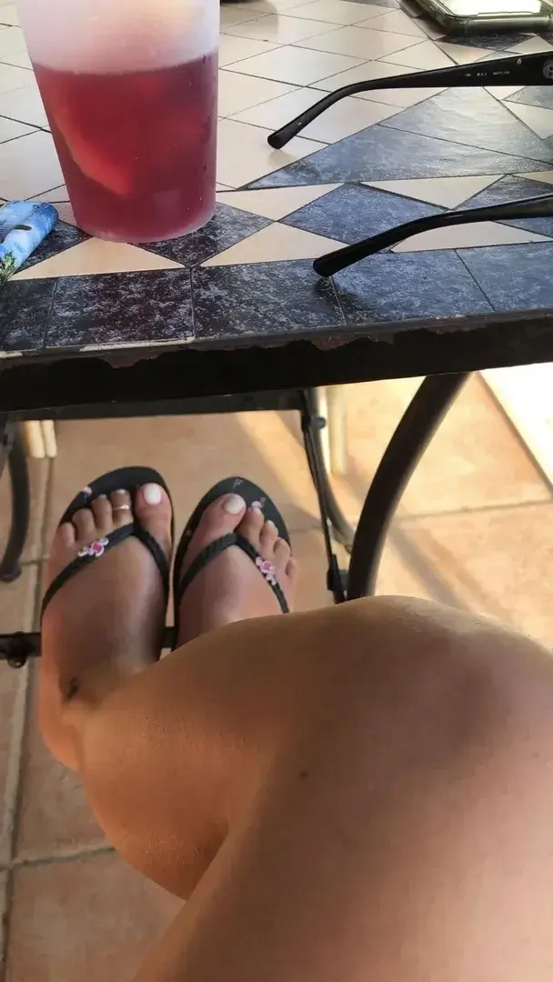 Photo de couverture de Mes_jolis_petit_pieds