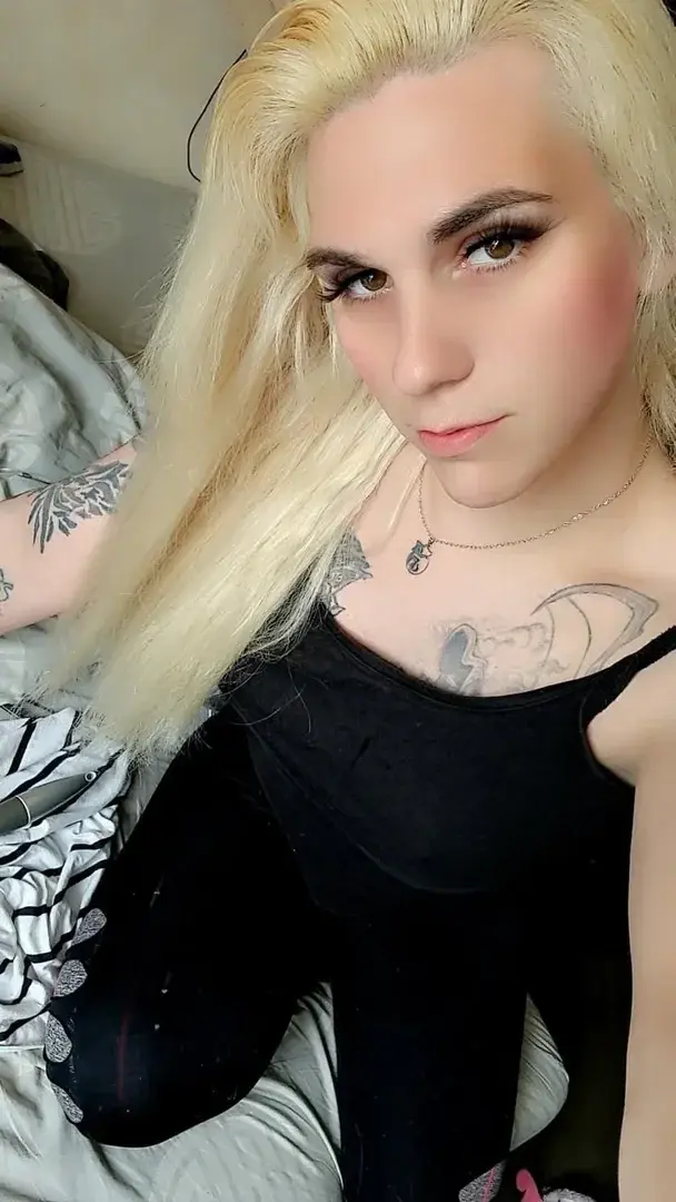 Laure88210 - Photo exclusive MYM 2 | French Modèles