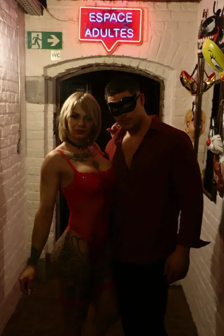 Joyeuse saint Valentin Happy Valentine's DayCe soir ❤️ 📹🎬🔥👅 nouvelle vidéoRéalisé pour votre plaisir et le nôtre avant tousOnt cest bien fait plaisirEn Belgique  love roomGralguapo et spicydollLa saint Valentin entre deux acteurs x