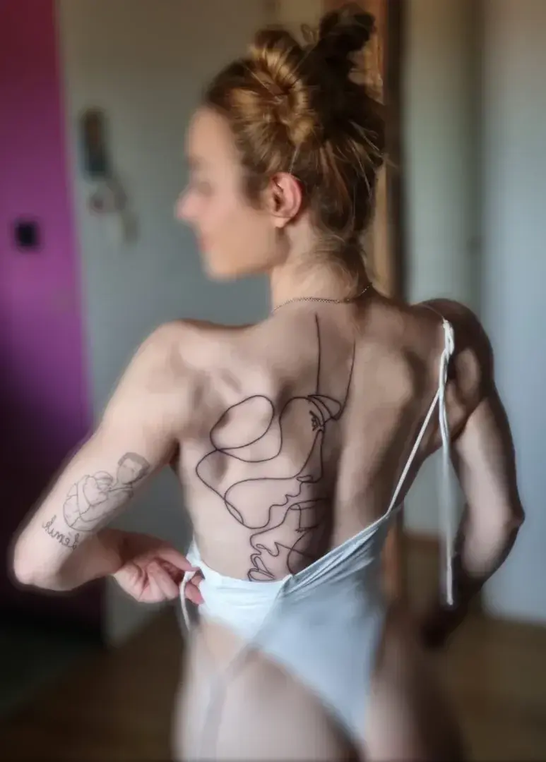 Leak & nude 1 — Harmonie_vibes_12