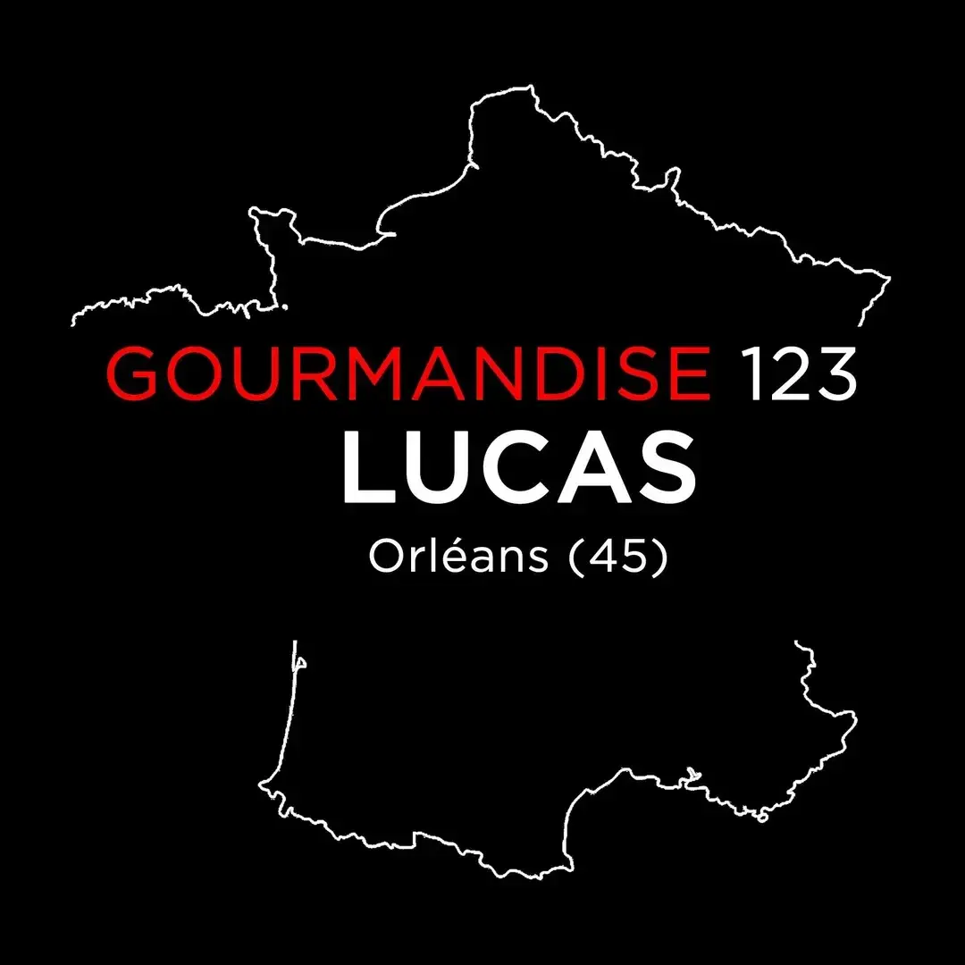 GOURMANDISE 123 – TOUR DE FRANCE – Orléans (45) - Lucas 🍆Dés que je l'ai vu, j'ai su qu'il avait une bonne grosse queue dans son pantalon...J'ai vite expédié le dîner pour aller vérifier 🫣😂