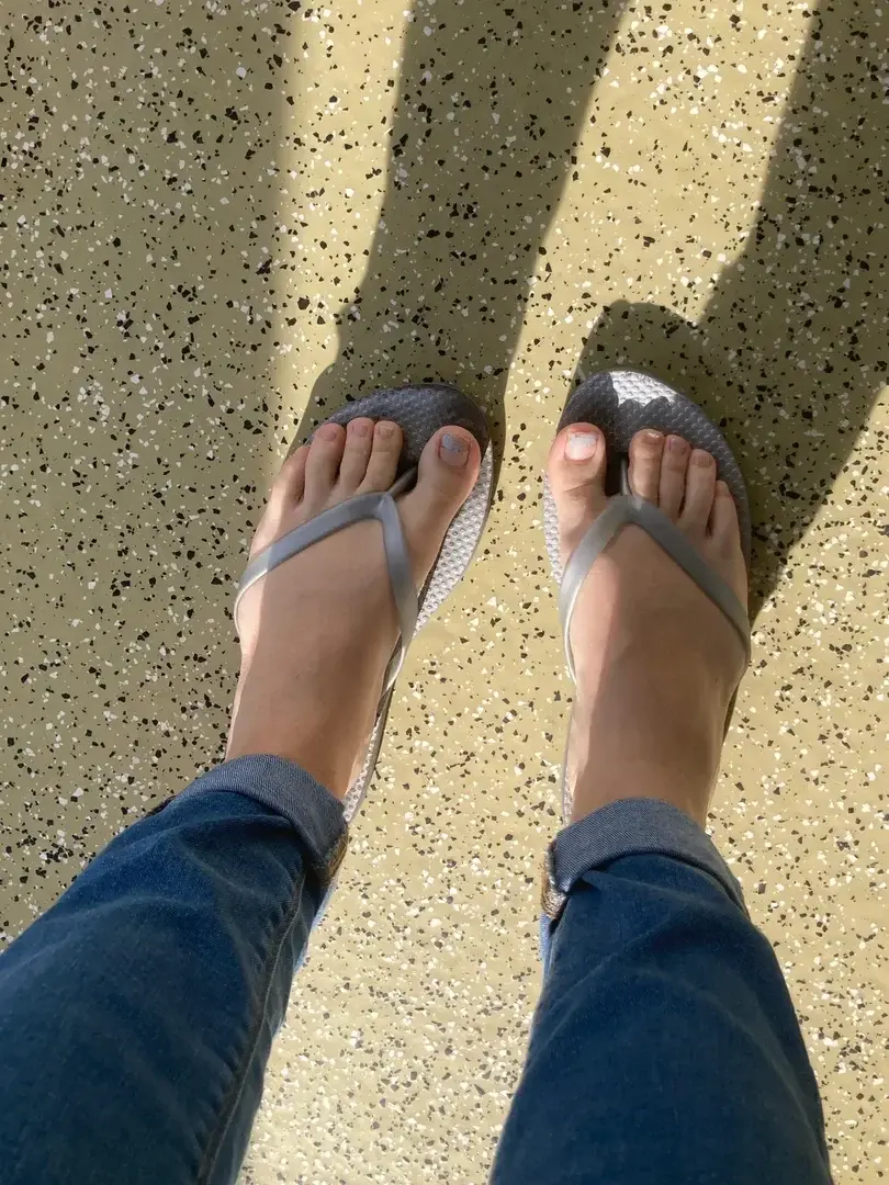 Leak & nude 4 — French___foot