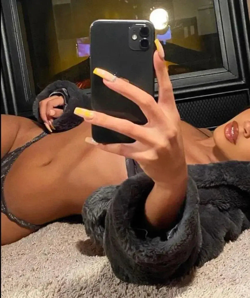 Leak & nude 1 — Loulmpr