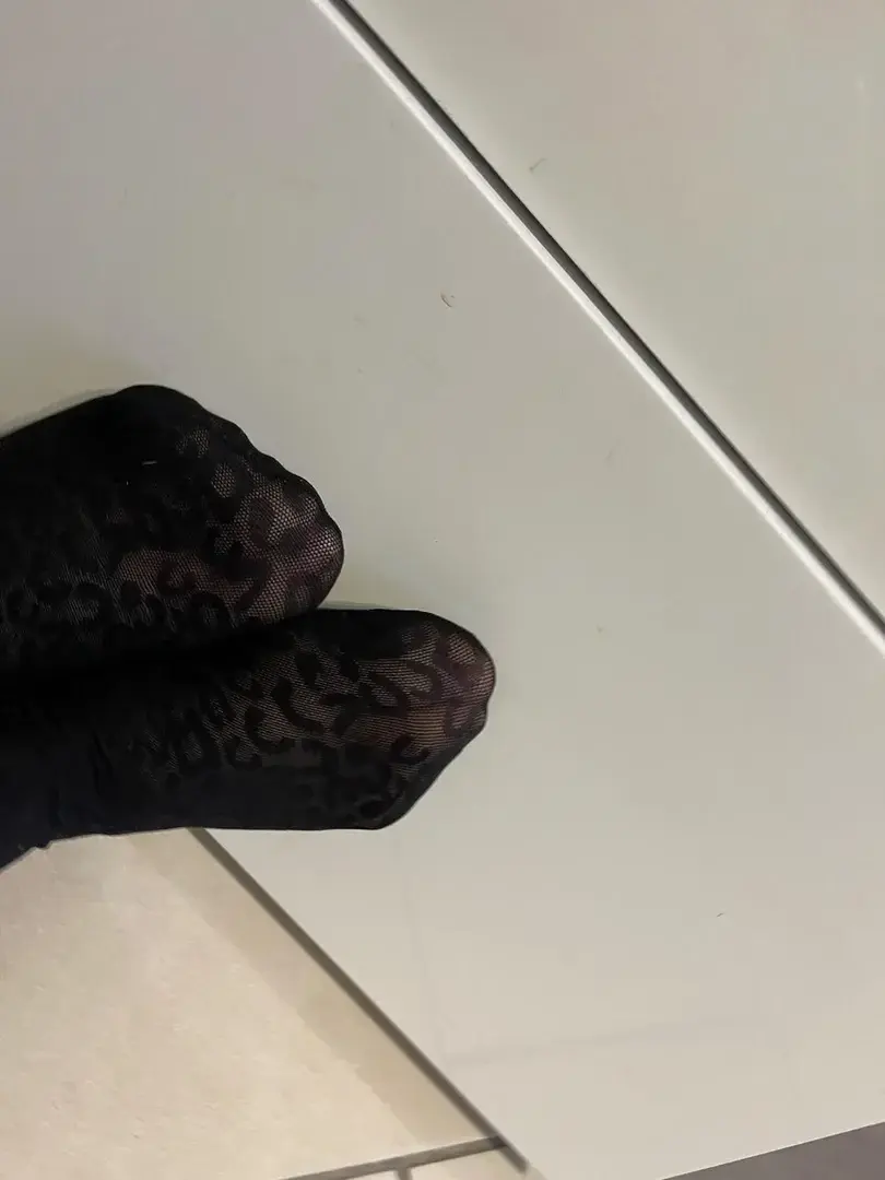 🐆#Feet  #PrettyFeet  #BeautifulFeet  #FeetWorship  #PerfectFeet  #FeetLovers#pied#foot#cute#sexy