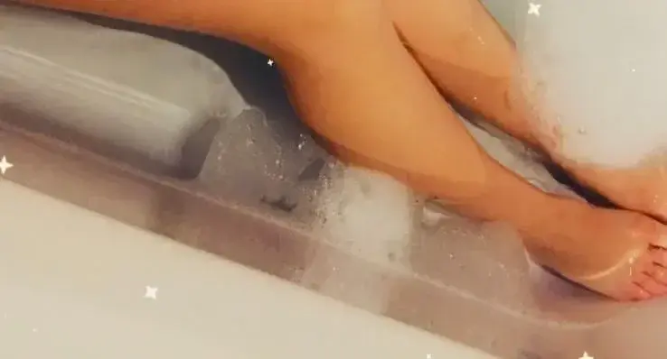 Leak & nude 1 — Labelleelsarenard