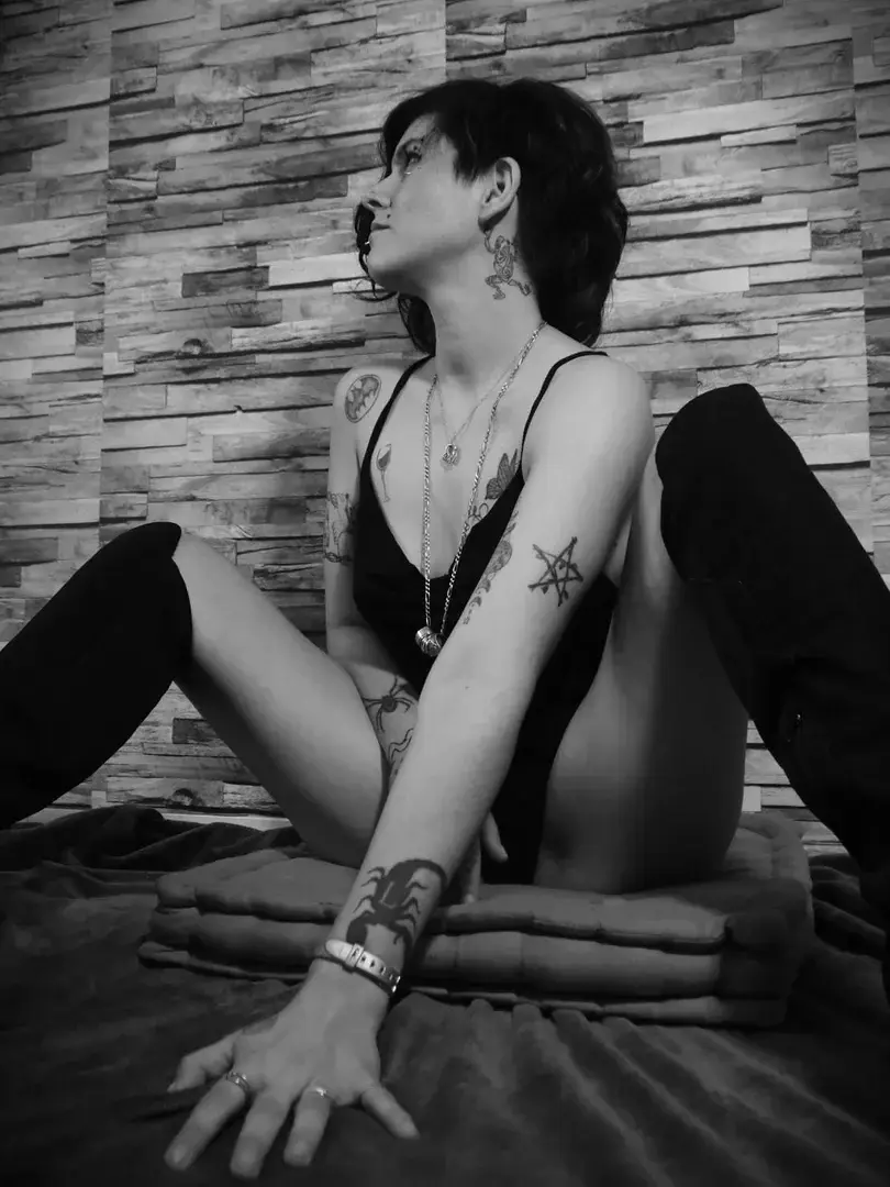 Harleyjinx85 - Photo exclusive MYM 8 | French Modèles