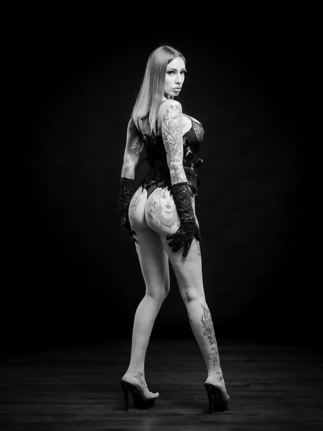 Evilhain - Photo exclusive MYM 1 | French Modèles
