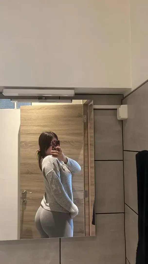 Leak & nude 2 — Leaax2884
