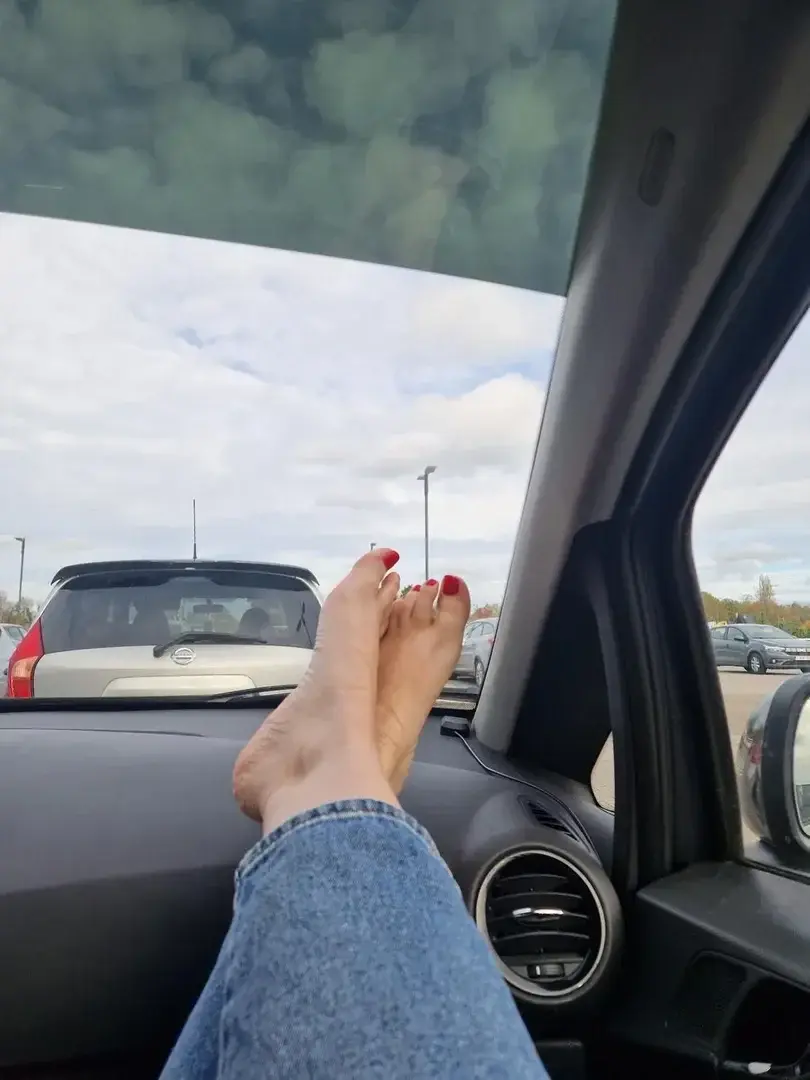 Leak & nude 7 — Fetishfantasyfeet