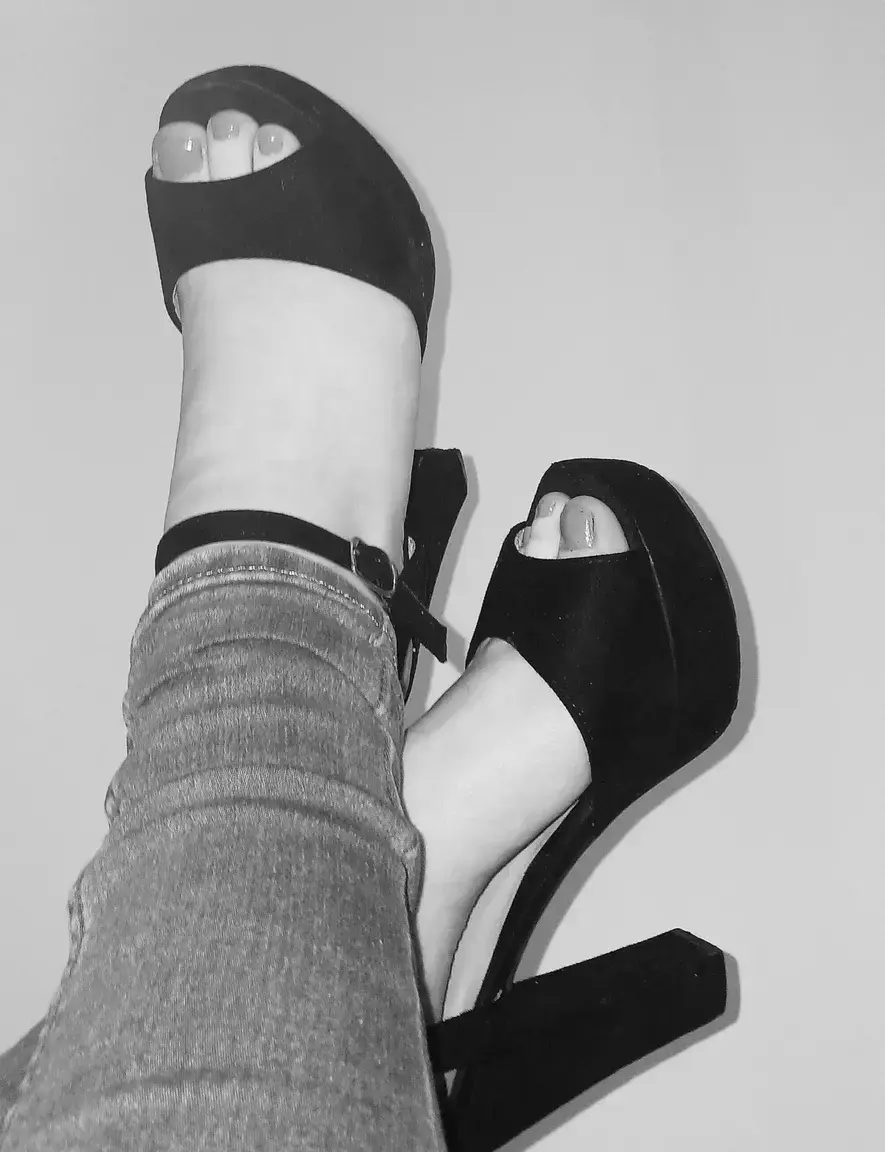 Leak & nude 1 — Emmafootslovers