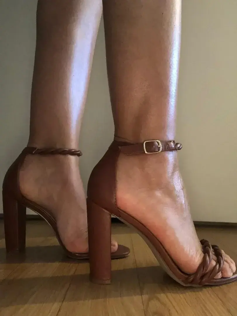 Leak & nude 3 — Pieds-sucres