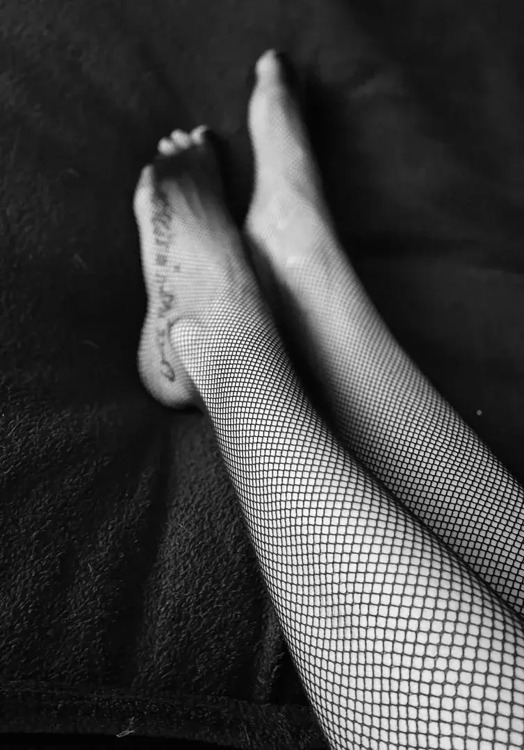 Leak & nude 2 — Missbeautyfeets