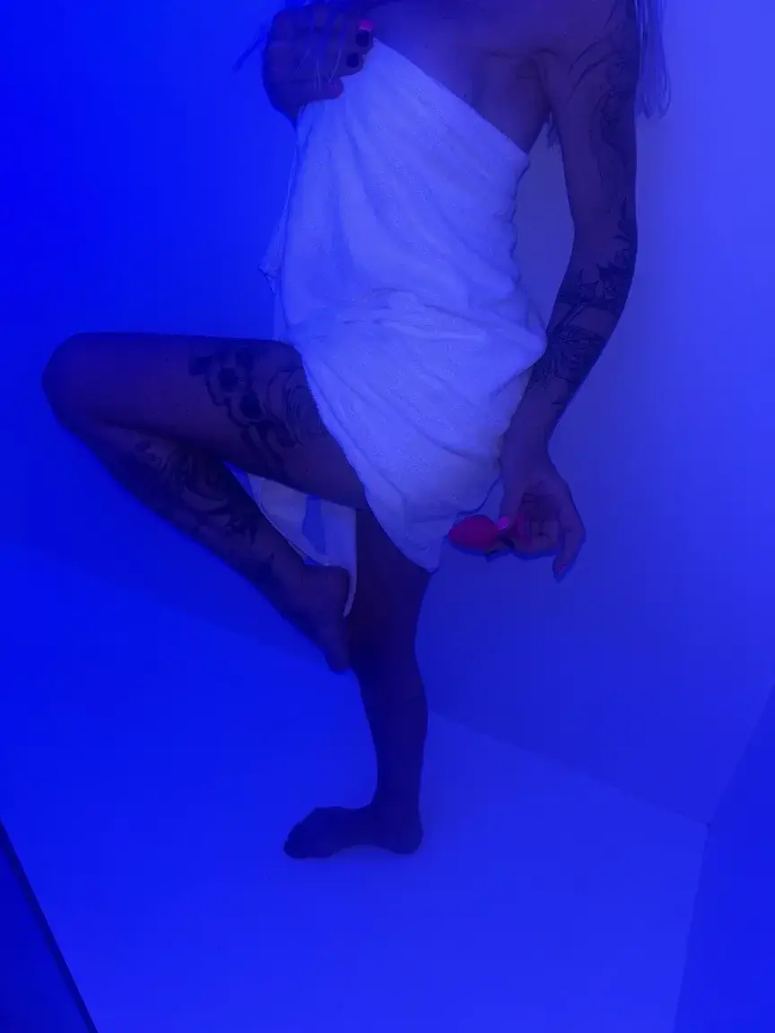Rejoins-moi en privé pour davantage de contenus ❤️‍🔥😈#MILF #frenchgirl #tattoo