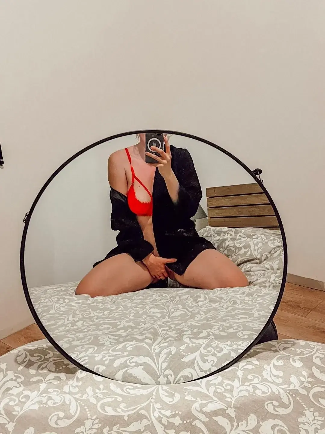 Leak & nude 3 — Mathilde_hot