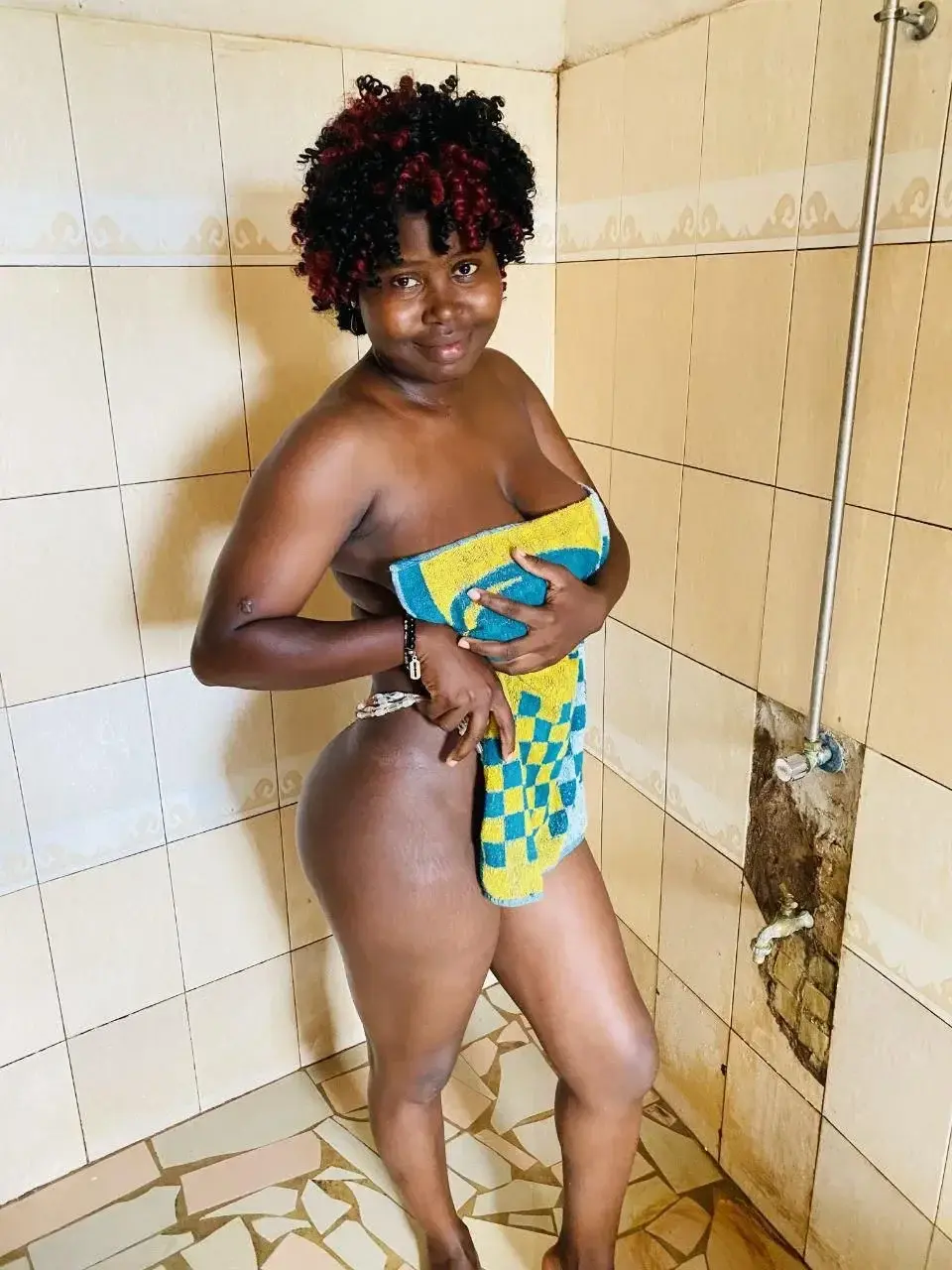 Leak & nude 3 — Elvire09