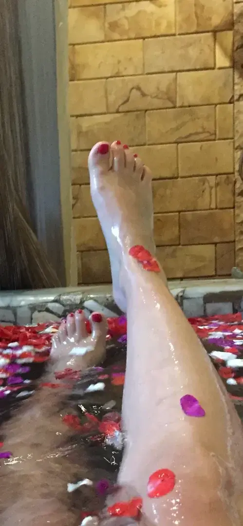 Leak & nude 1 — Petitpieds6578