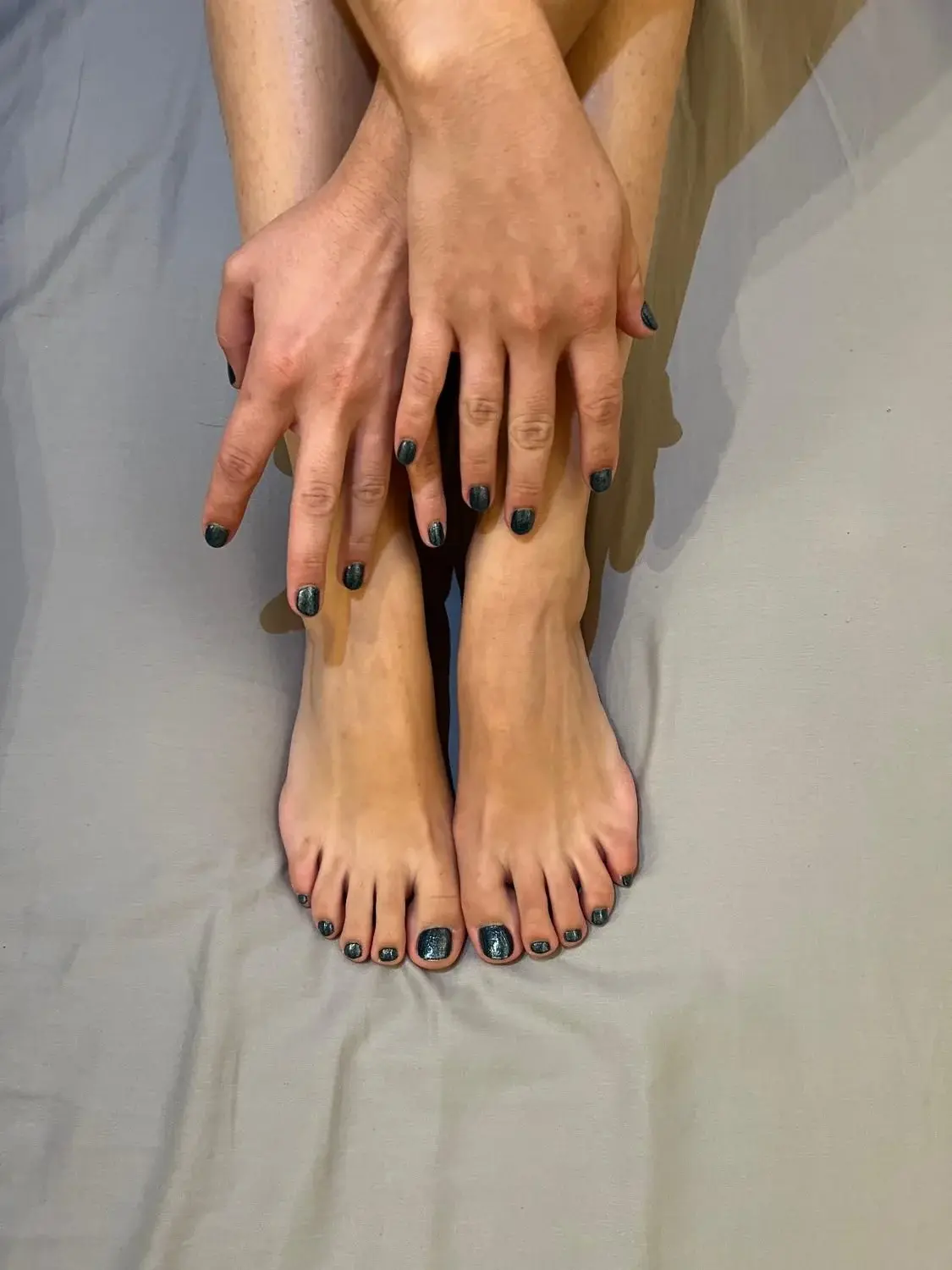 Leak & nude 3 — Le_pied_nu