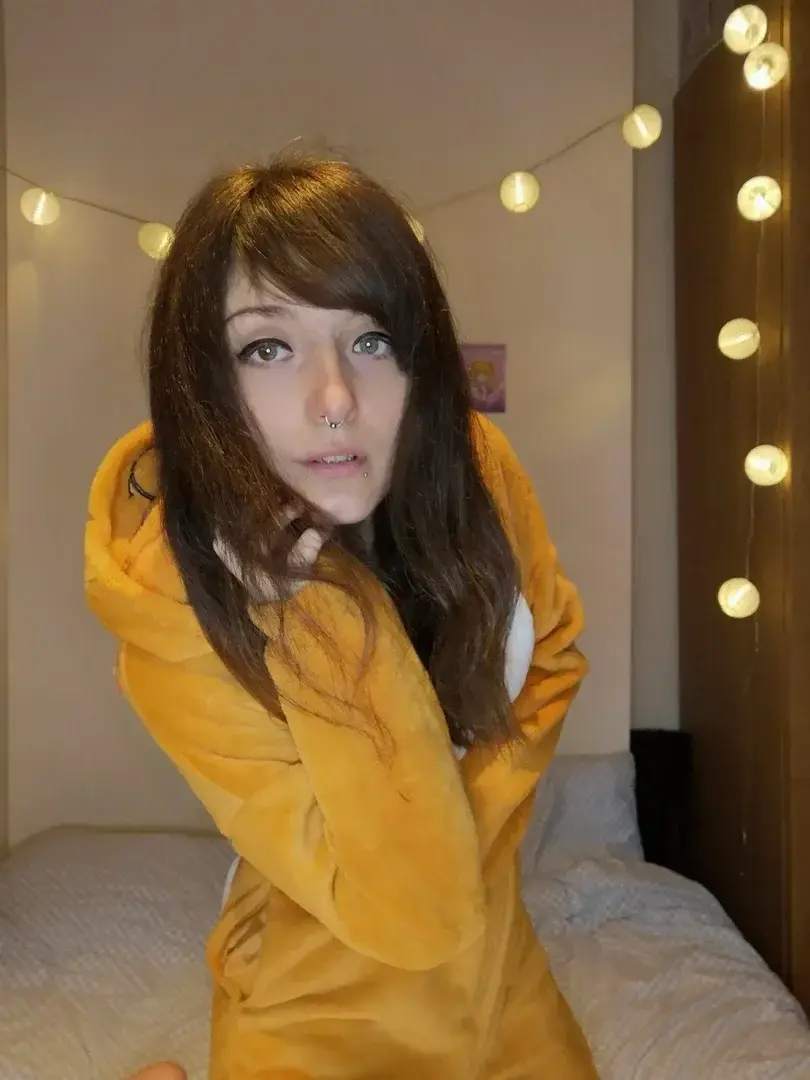 Leak & nude 1 — Thebratknownasmary