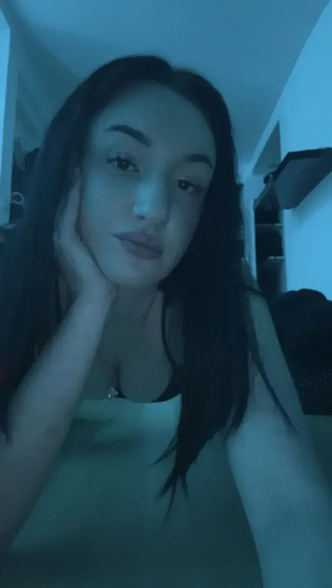 Leak & nude MYM — Lu_divine_01 : « Mon abonnement est gratuit sans code promo , viens discuté je ne mange pas hahaah , parfois on fait des ********* de dingueeee donc peut etre qu'on va matché ensemble 🫶🏼 » (MYM)