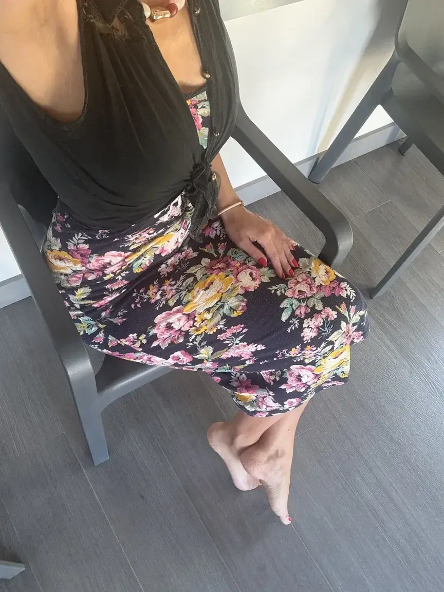 Leak & nude 5 — I_love_nylons