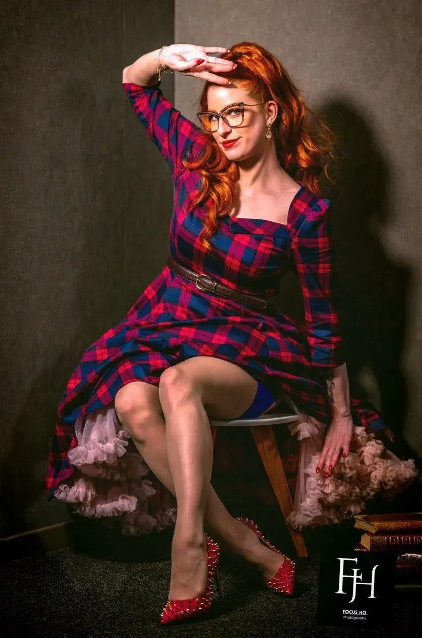 Leak & nude MYM — little_foxyy : « #vintage #pinup » (MYM)
