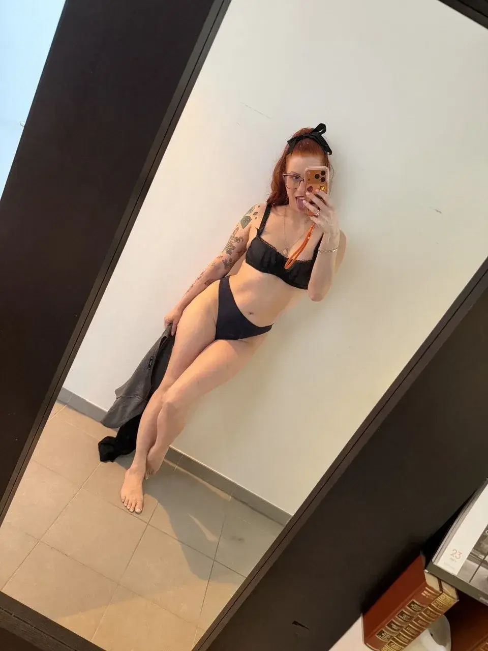 Leak & nude MYM — little_foxyy : « #lingerie #redhair » (MYM)
