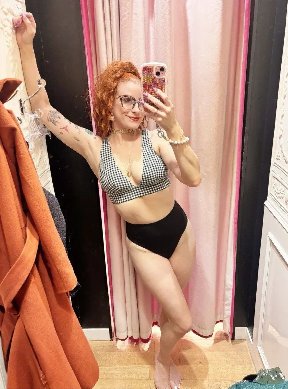 Leak & nude MYM — little_foxyy : « #Redhair #sexy #Foxy » (MYM)