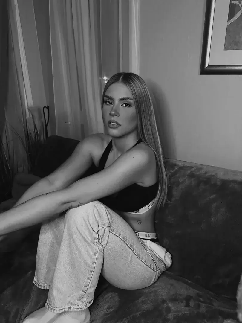 Leak & nude 5 — Alexlombardo