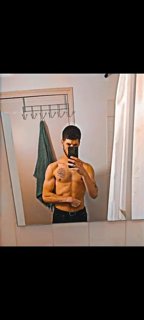 Leak & nude 4 — lorenzoxtv