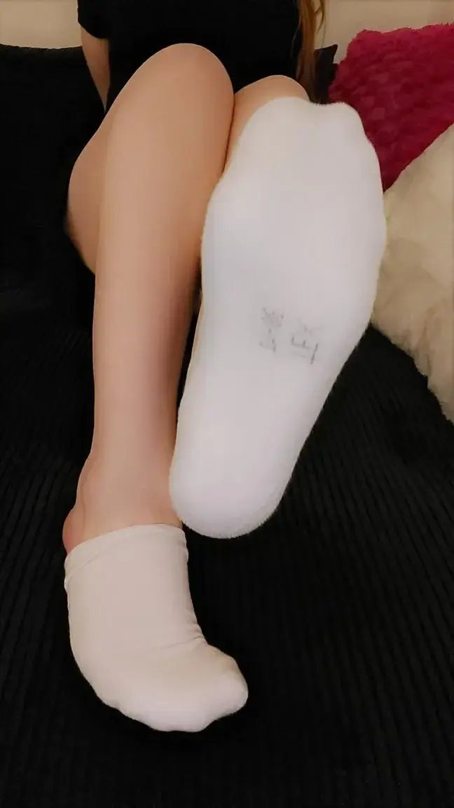 Leak & nude 1 — Feetqueen