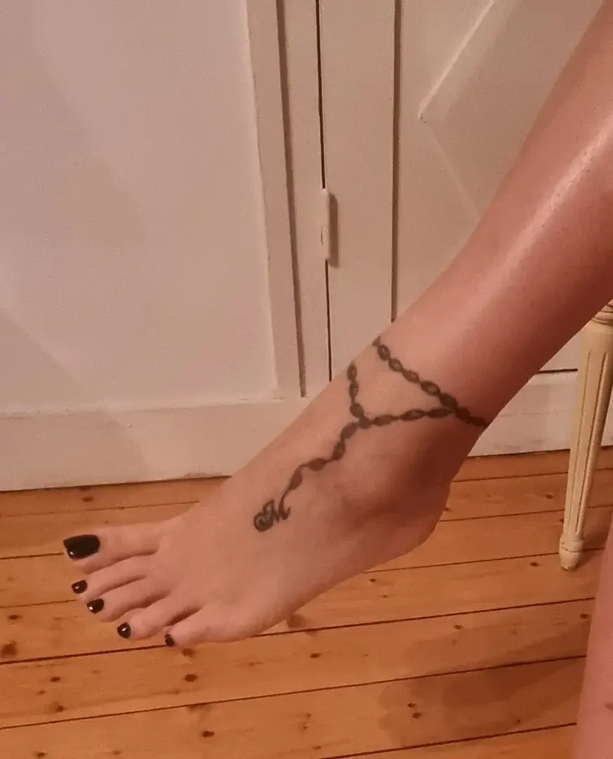 Leak & nude 5 — Lespiedsdemma23