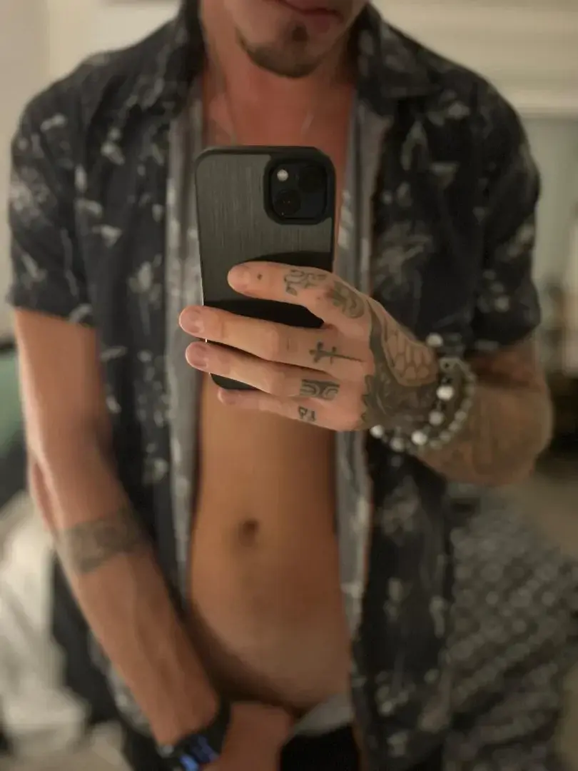 Leak & nude 1 — Fwi-freshwestinked