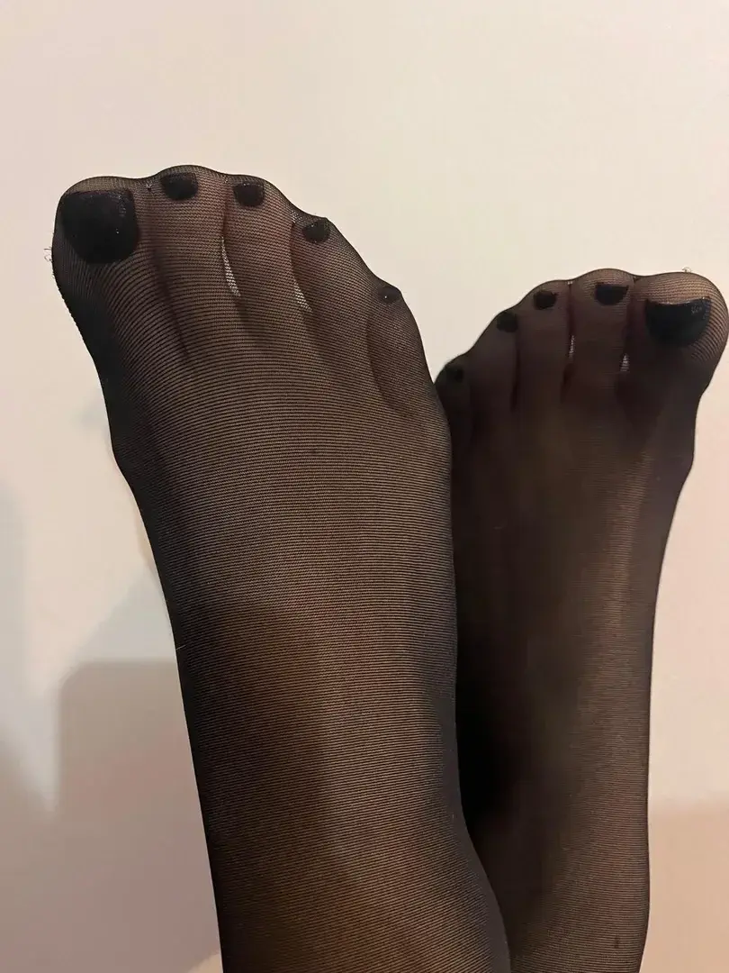 Leak & nude 2 — Jetattendsdepiedferme